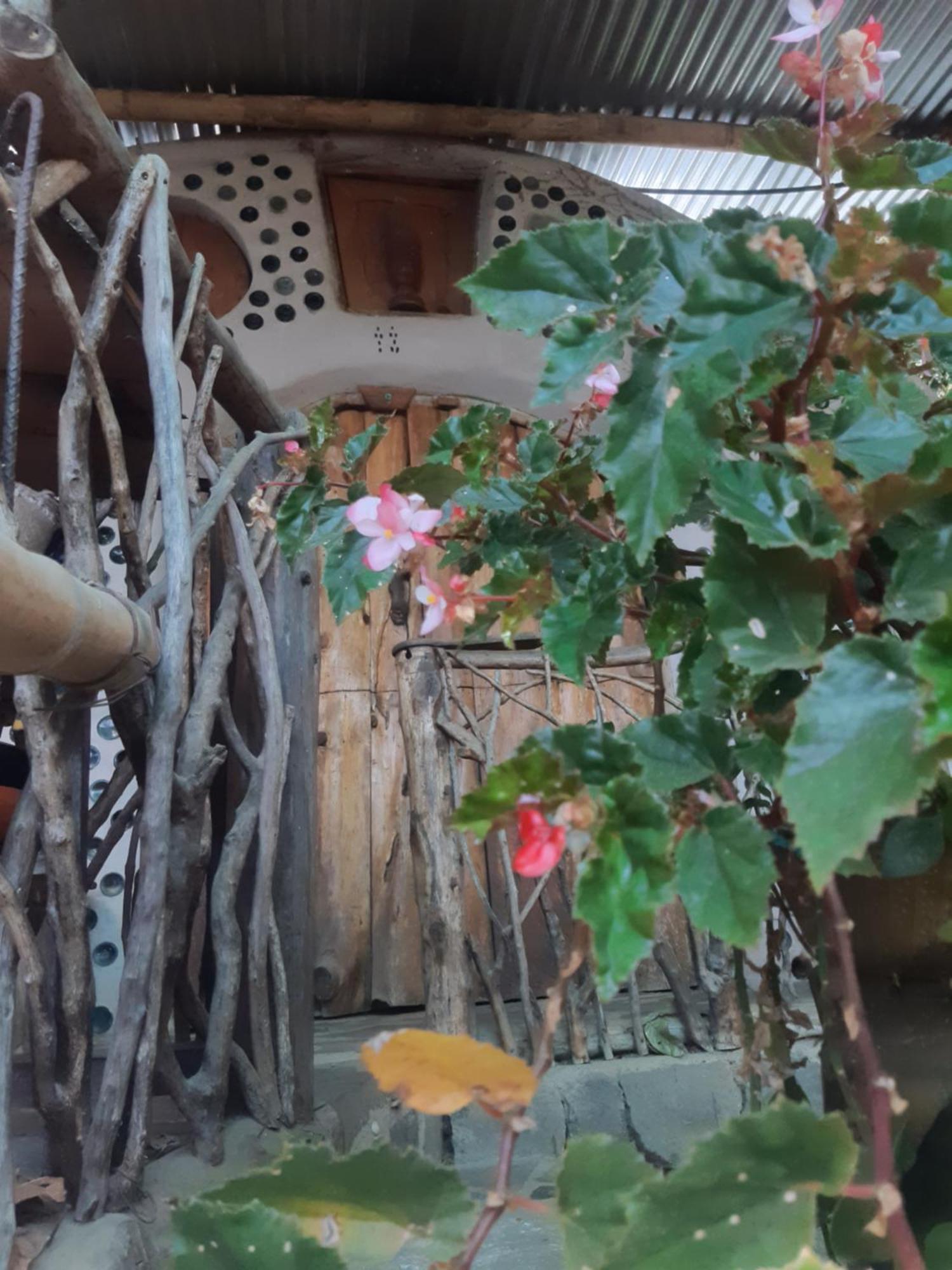 Earthship Atitlan Guest House San Marcos La Laguna Exterior photo