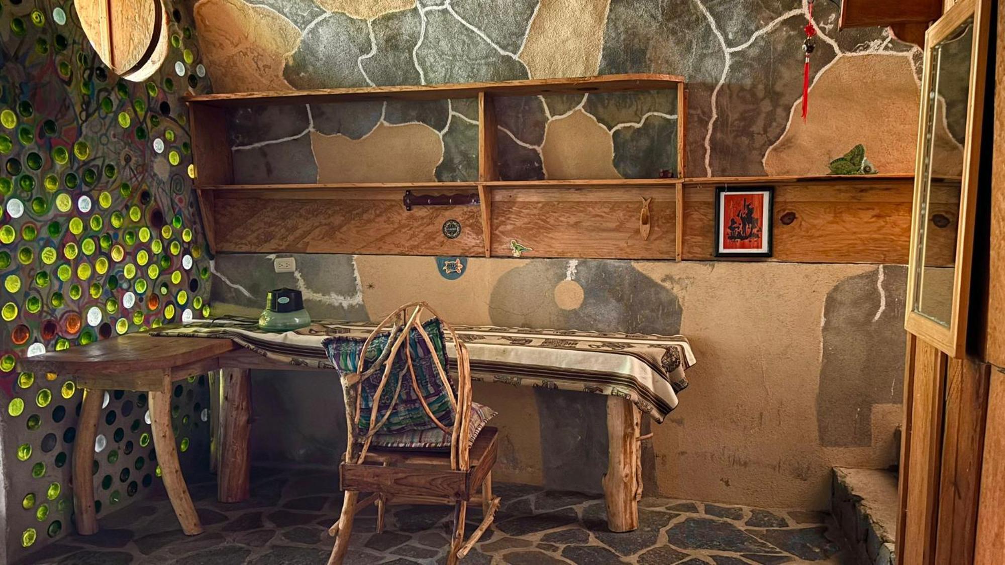 Earthship Atitlan Guest House San Marcos La Laguna Exterior photo
