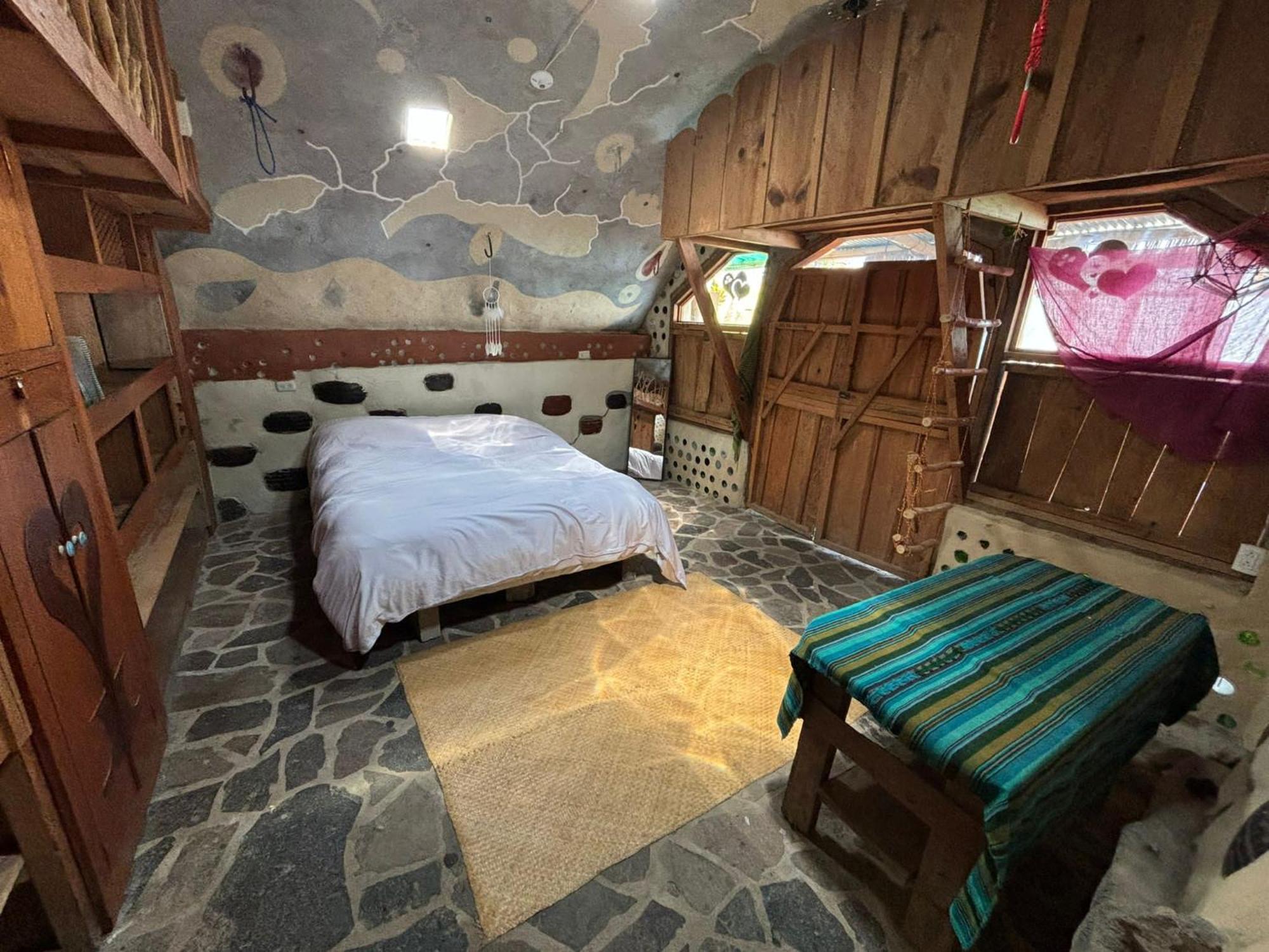 Earthship Atitlan Guest House San Marcos La Laguna Exterior photo